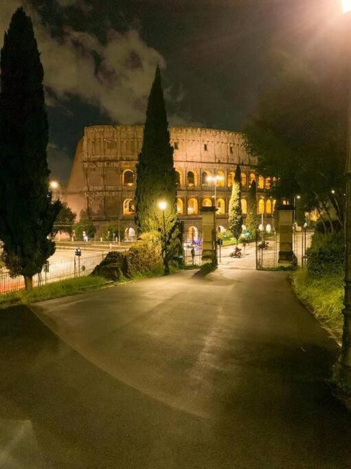 Colosseum Luxury Home Рим Екстериор снимка